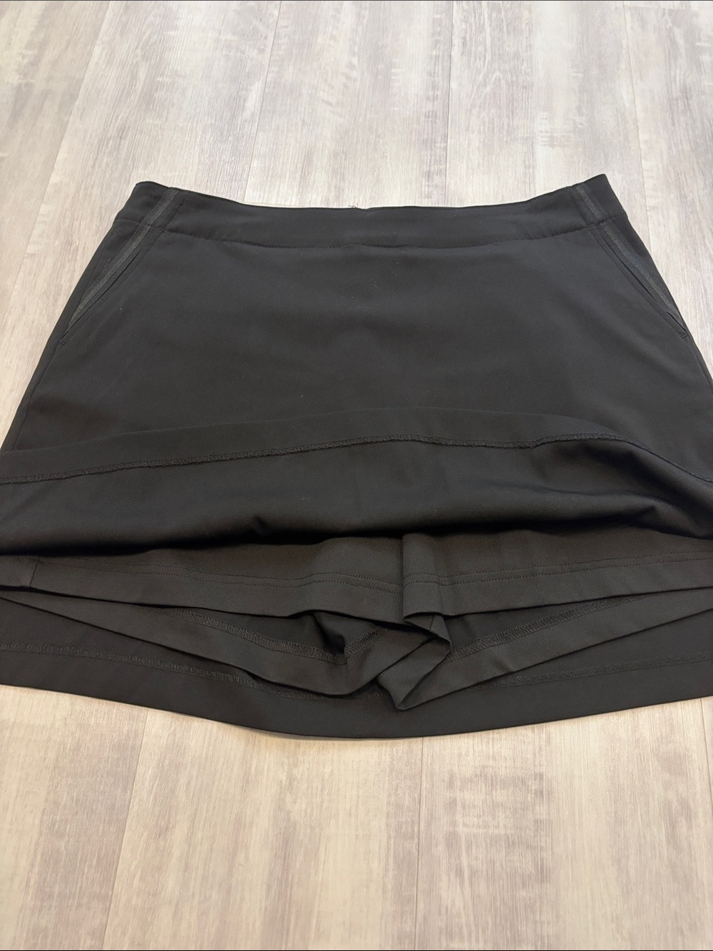 Lady Hagen Black Athletic Skort with Side Slits size 10 - Picture 6 of 9